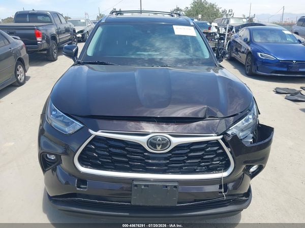 2020 TOYOTA HIGHLANDER XLE