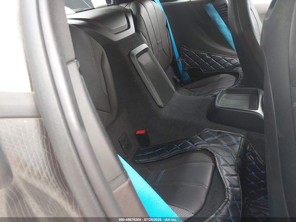 2016 BMW I8