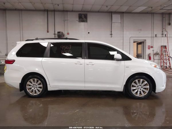 2017 TOYOTA SIENNA LE 7 PASSENGER — I116