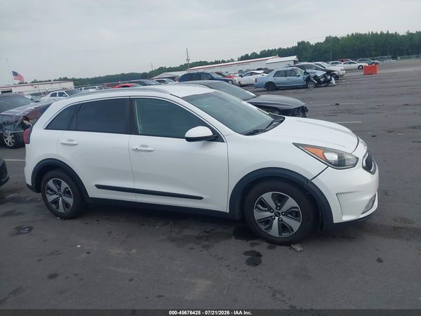 2017 KIA NIRO LX