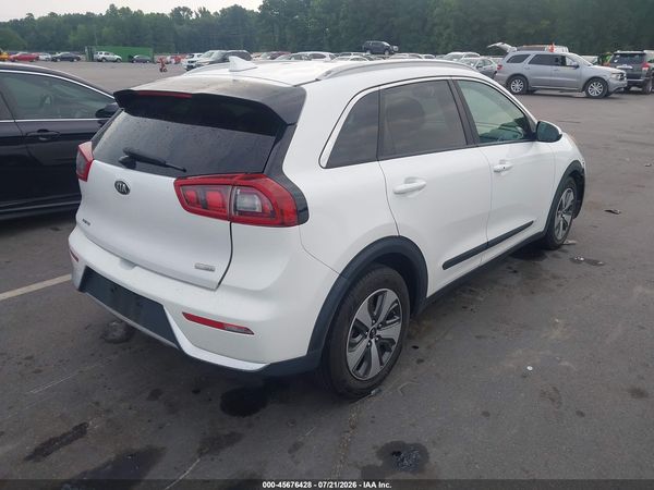 2017 KIA NIRO LX