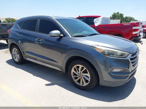 2017 HYUNDAI TUCSON SE PLUS
