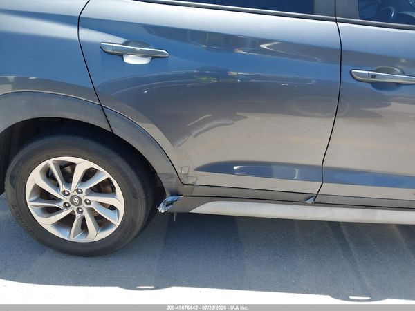 2017 HYUNDAI TUCSON SE PLUS