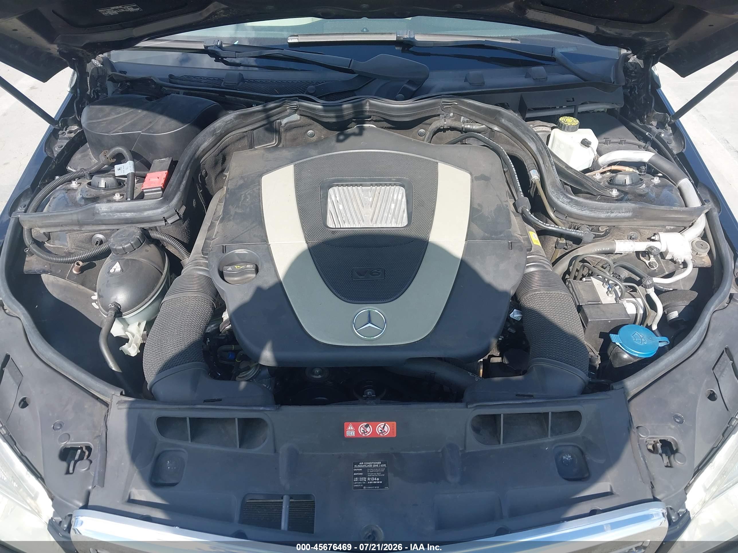 2011 MERCEDES-BENZ C 300 C300