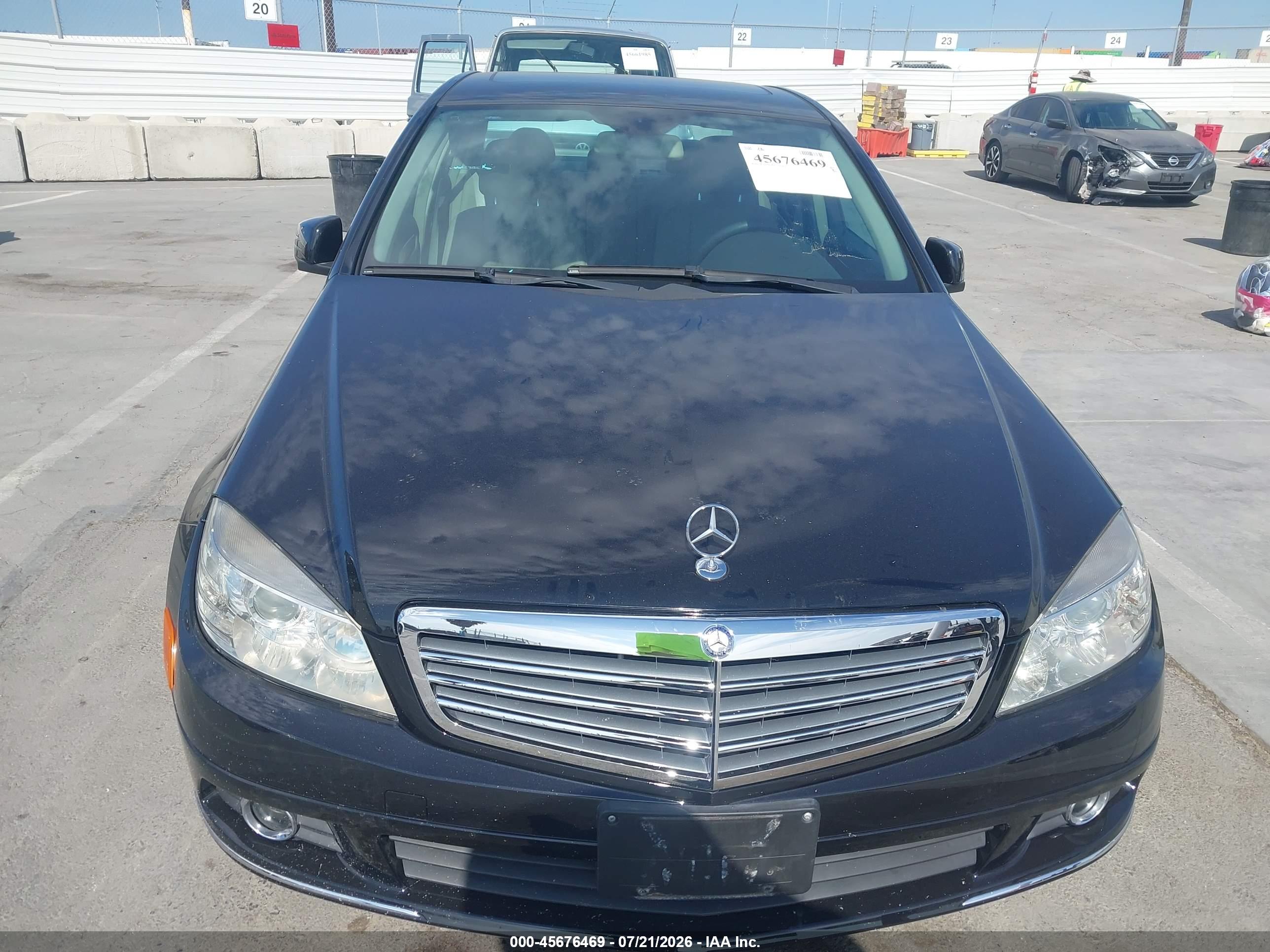 2011 MERCEDES-BENZ C 300 C300