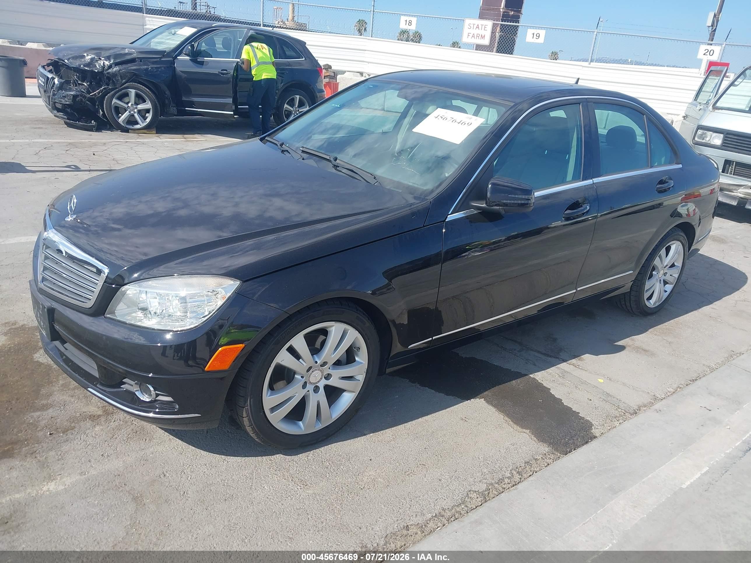 2011 MERCEDES-BENZ C 300 C300