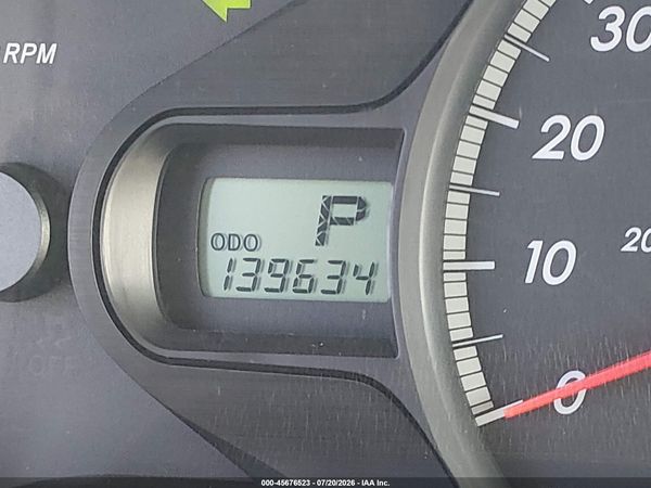 2012 TOYOTA SIENNA LE V6 8 PASSENGER