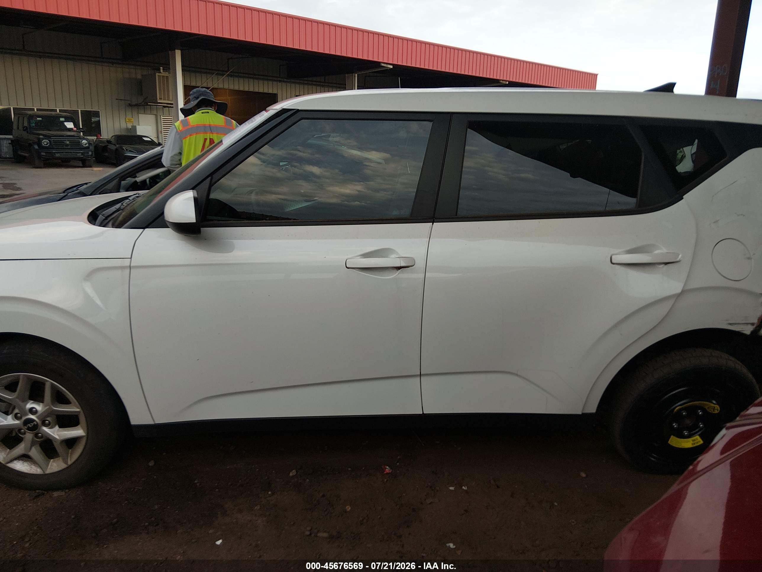 2024 KIA SOUL LX