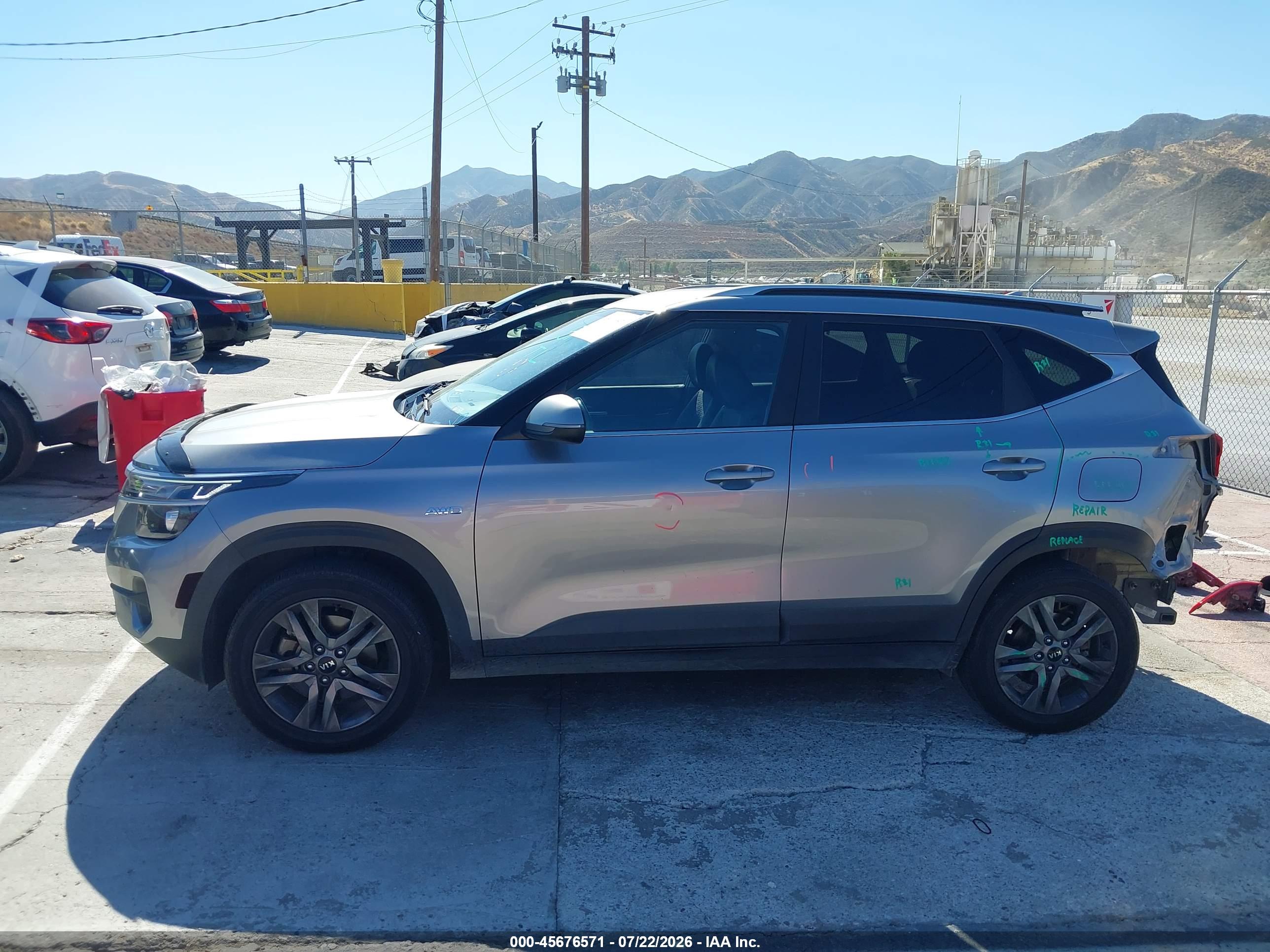2021 KIA SELTOS S