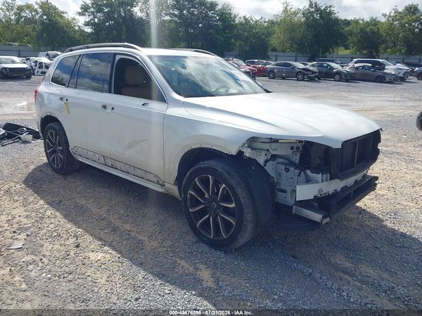 2018 VOLVO XC90 T6 MOMENTUM