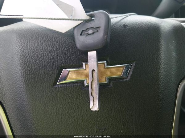 2015 CHEVROLET SILVERADO 1500 LT — I11