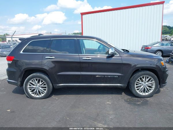 2017 JEEP GRAND CHEROKEE SUMMIT