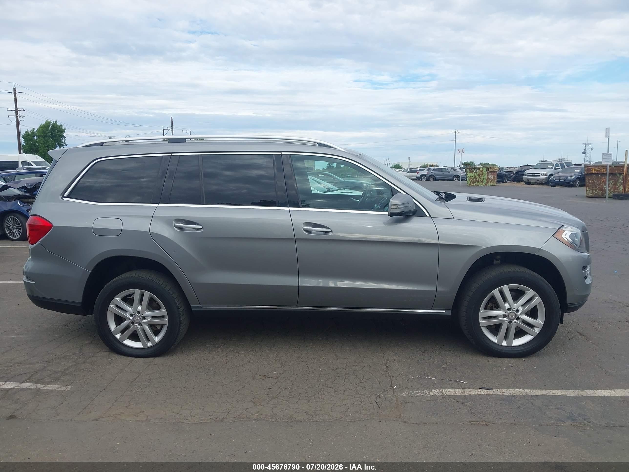 2015 MERCEDES-BENZ GL 450 4MATIC