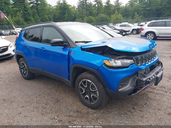 2025 JEEP COMPASS TRAILHAWK 4X4
