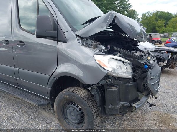 2022 MERCEDES-BENZ SPRINTER 2500