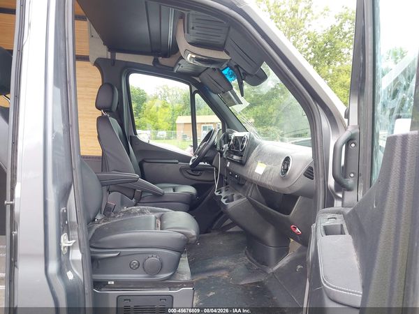 2022 MERCEDES-BENZ SPRINTER 2500
