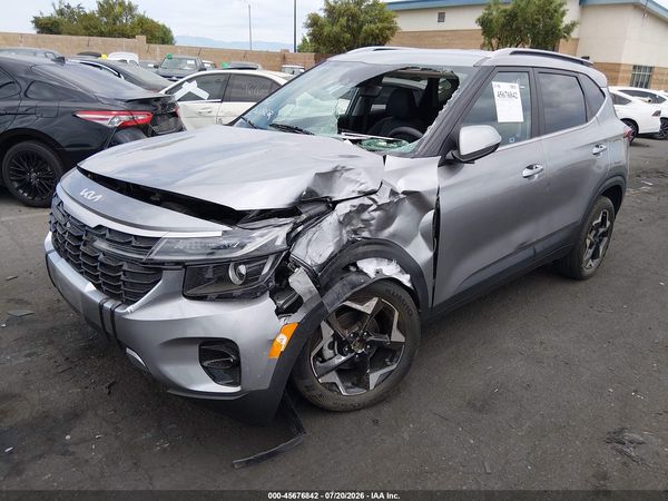 2024 KIA SELTOS EX