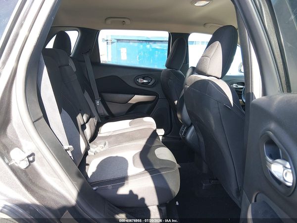 2018 JEEP CHEROKEE LATITUDE FWD
