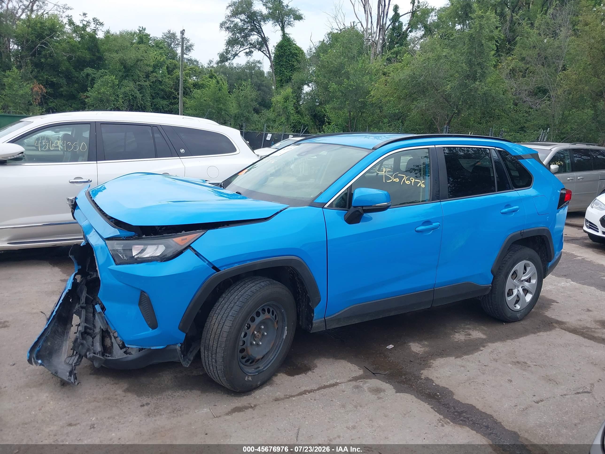 2019 TOYOTA RAV4 LE