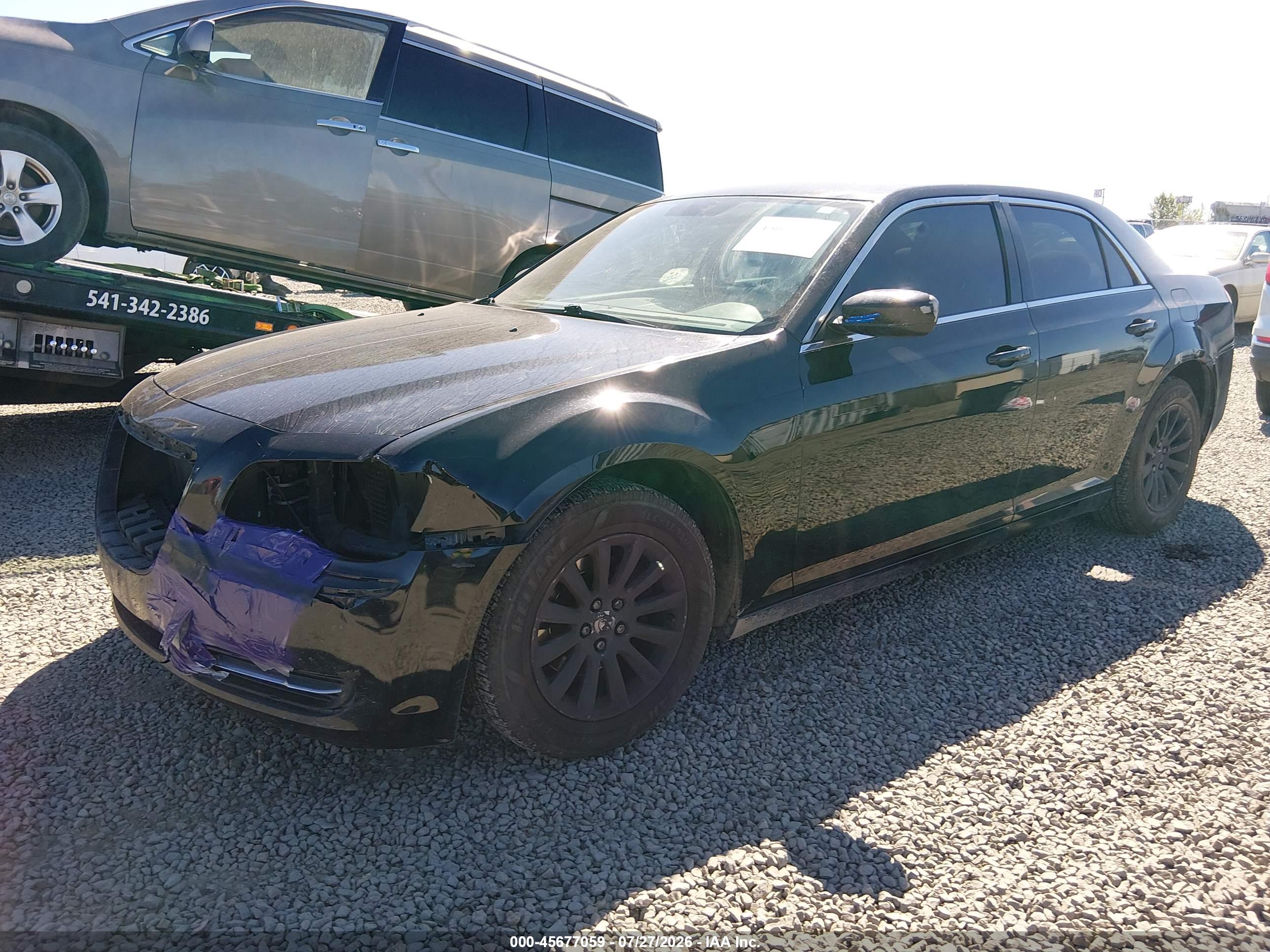 2012 CHRYSLER 300 Base/Limited — I2