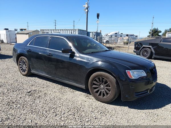 2012 CHRYSLER 300 Base/Limited — I1