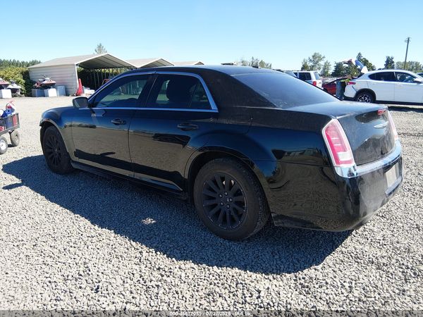 2012 CHRYSLER 300 Base/Limited — I3
