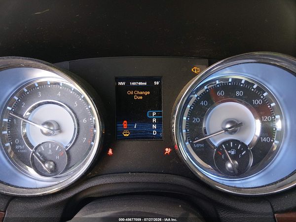 2012 CHRYSLER 300 Base/Limited — I7