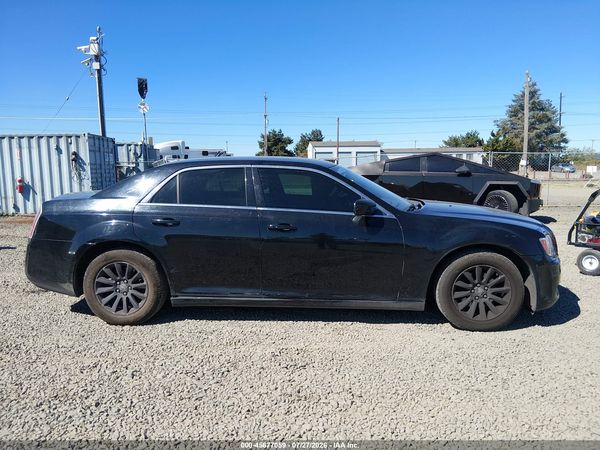 2012 CHRYSLER 300 Base/Limited — I116