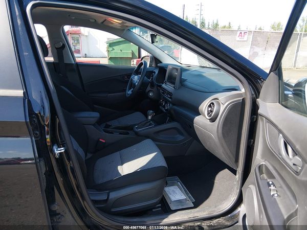 2023 HYUNDAI KONA SE