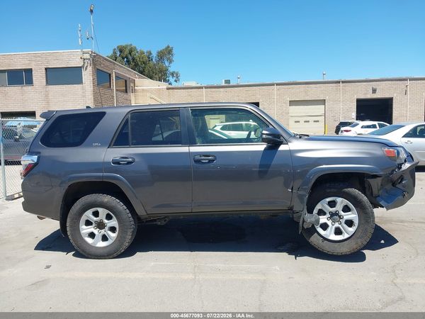 2022 TOYOTA 4RUNNER SR5 PREMIUM