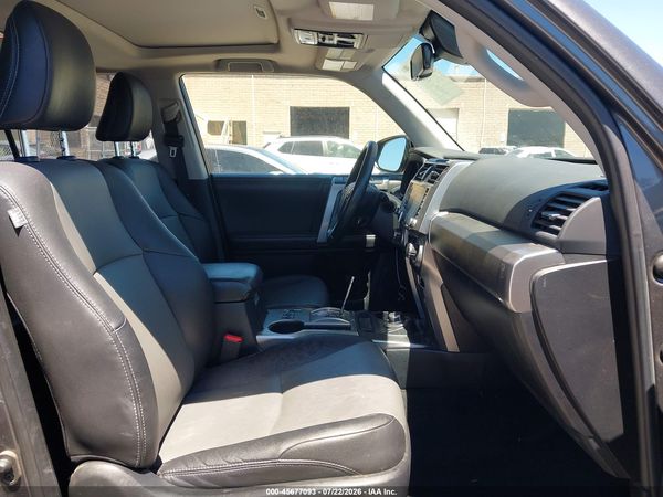 2022 TOYOTA 4RUNNER SR5 PREMIUM
