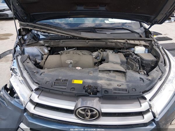 2019 TOYOTA HIGHLANDER XLE