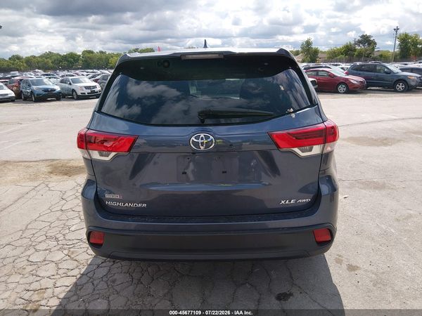2019 TOYOTA HIGHLANDER XLE