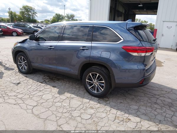 2019 TOYOTA HIGHLANDER XLE