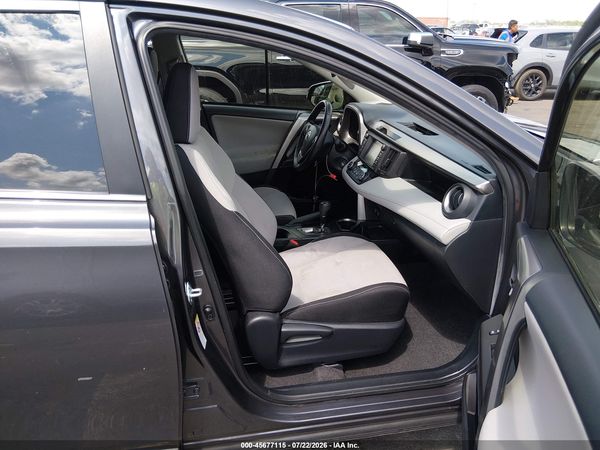 2016 TOYOTA RAV4 XLE