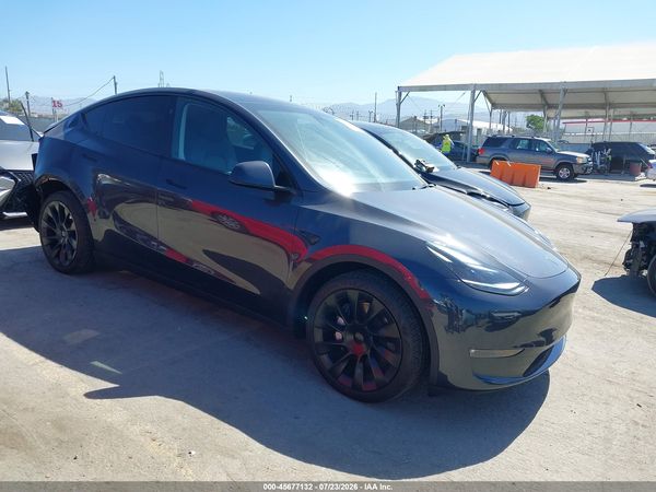 2025 TESLA MODEL Y