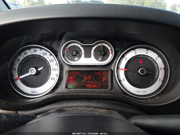 2015 FIAT 500L TREKKING — I7
