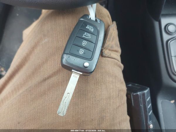 2020 HYUNDAI KONA SE