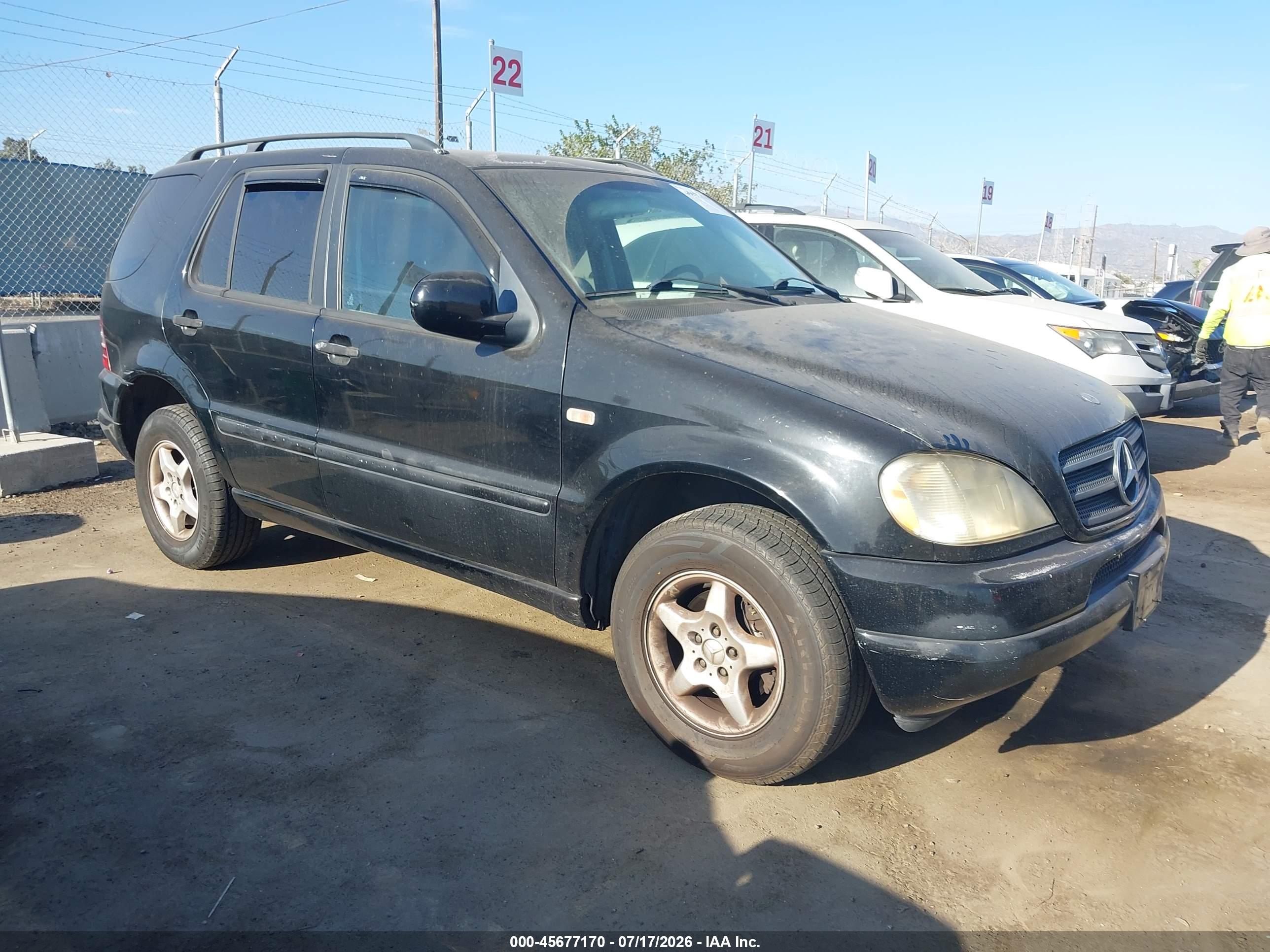 2000 MERCEDES-BENZ ML 320 ML320