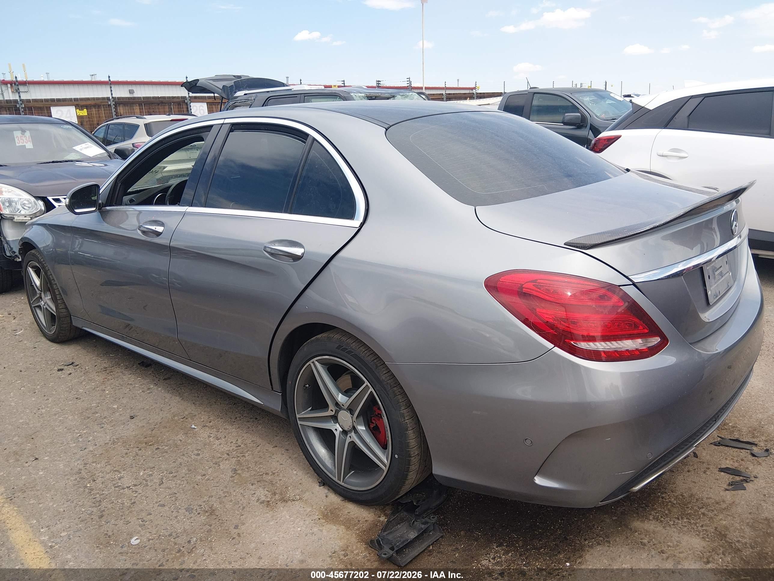 2015 MERCEDES-BENZ C 400