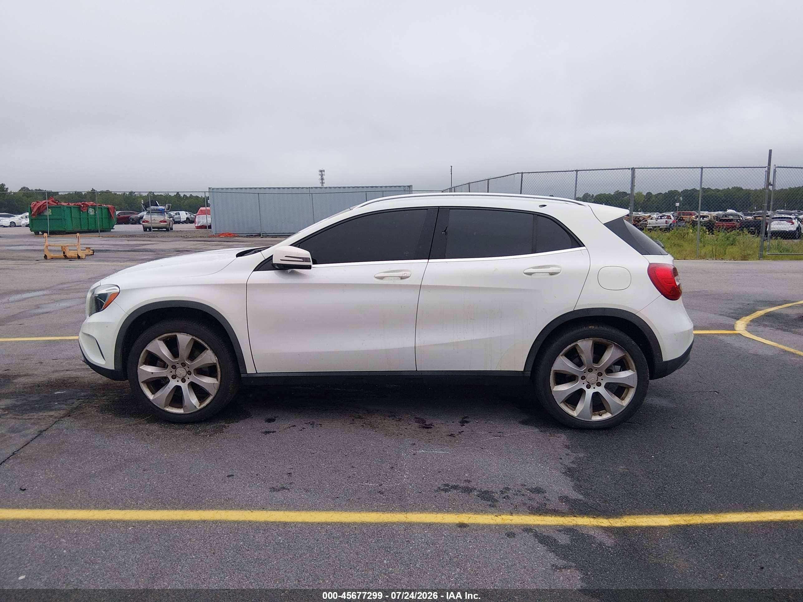 2015 MERCEDES-BENZ GLA 250 4MATIC