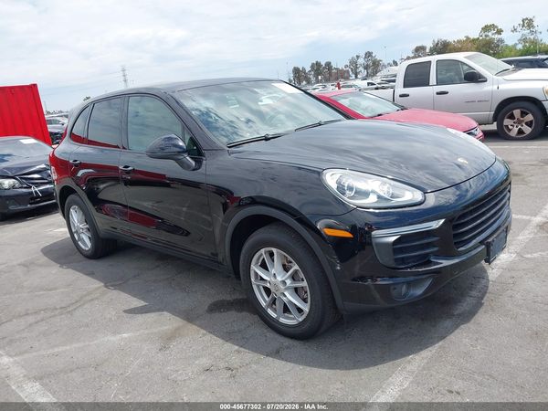 2017 PORSCHE CAYENNE