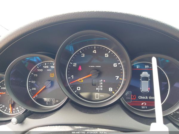 2017 PORSCHE CAYENNE