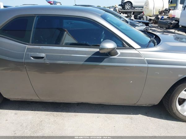 2012 DODGE CHALLENGER SXT