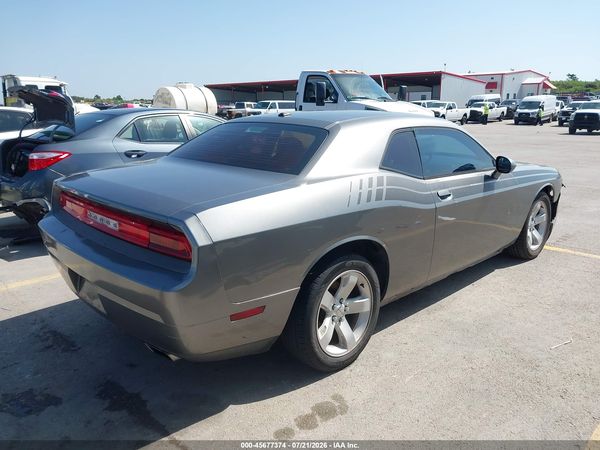2012 DODGE CHALLENGER SXT