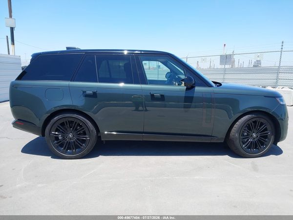 2025 LAND ROVER RANGE ROVER P400 SE