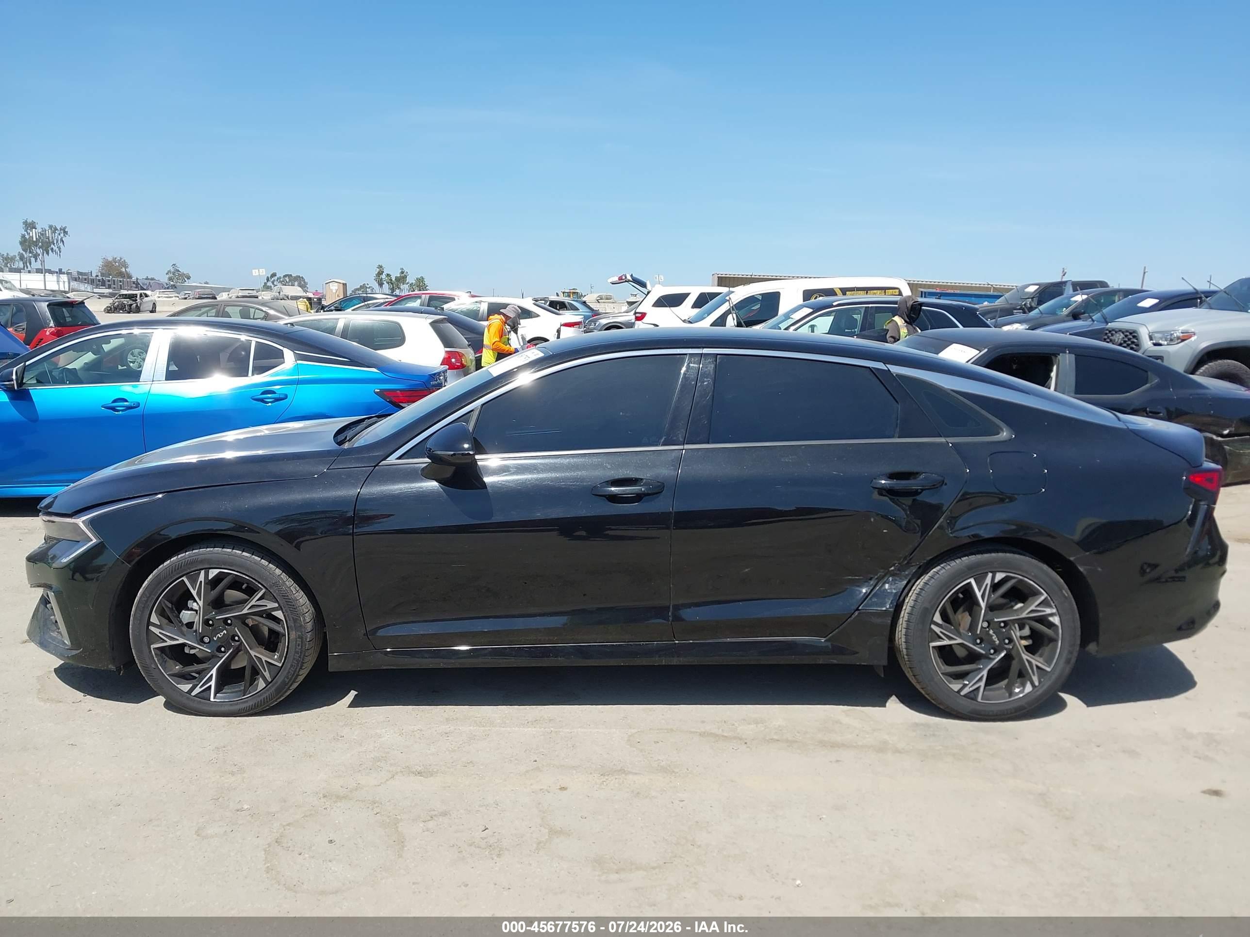 2025 KIA K5 GT-LINE