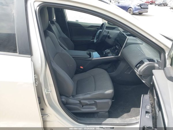 2025 TOYOTA BZ4X XLE