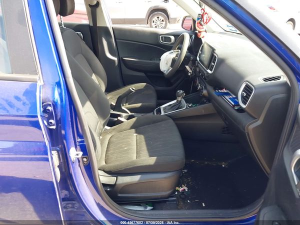 2022 HYUNDAI VENUE SE