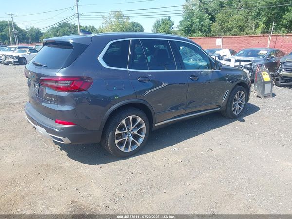 2022 BMW X5 PHEV XDRIVE45E